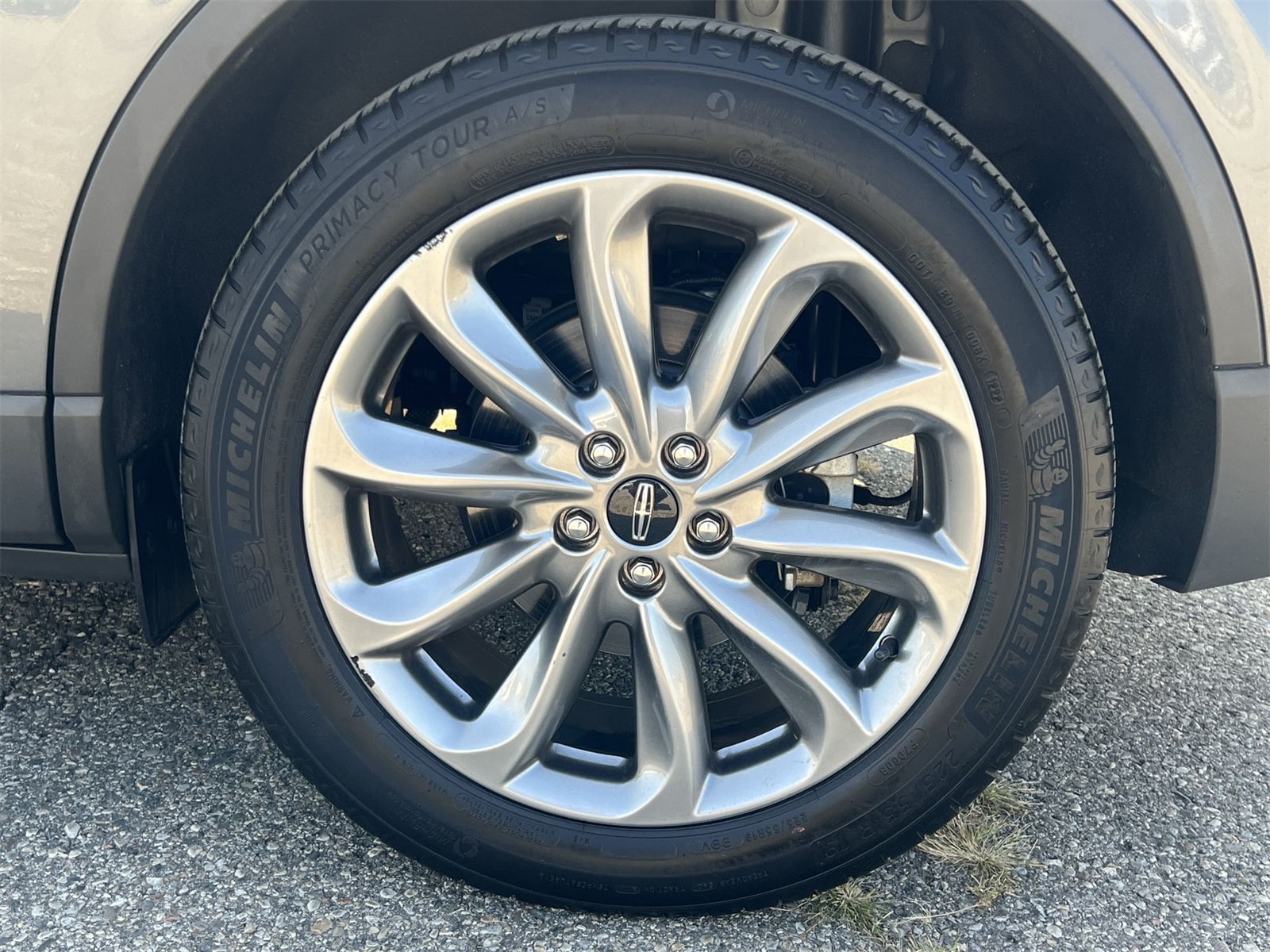 Thumbnail: 2022 Lincoln Corsair - 14