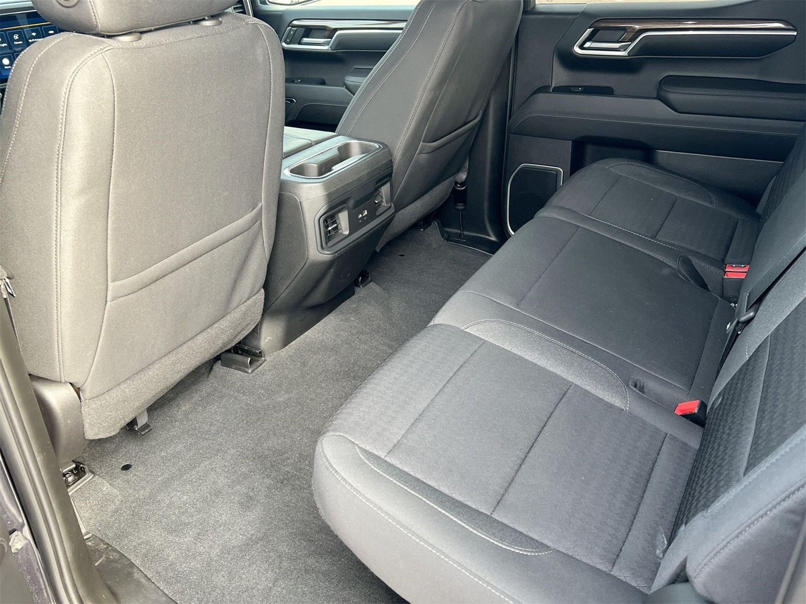 Thumbnail: 2022 Chevrolet Silverado 1500 - 18