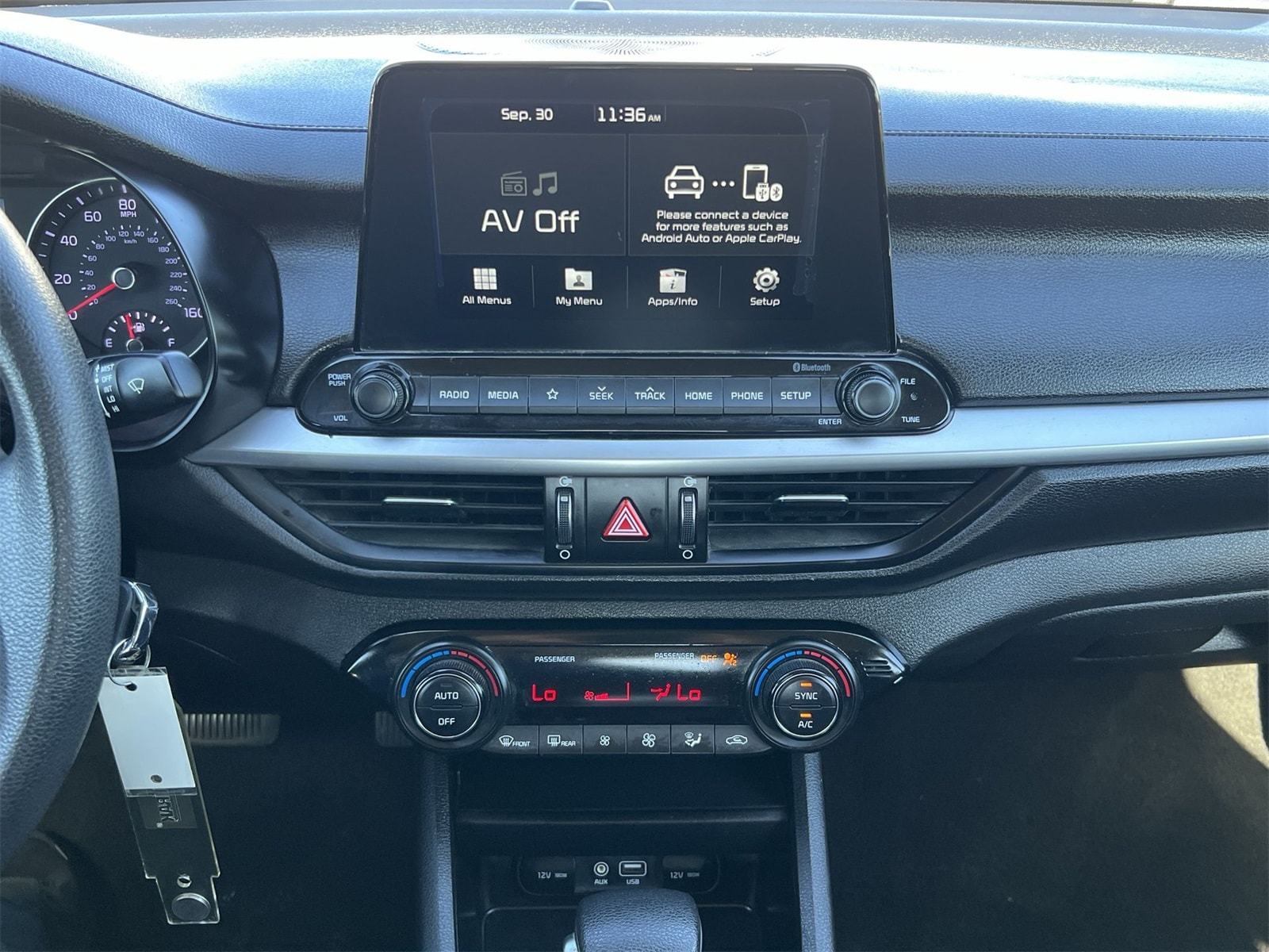 Thumbnail: 2019 Kia Forte - 28