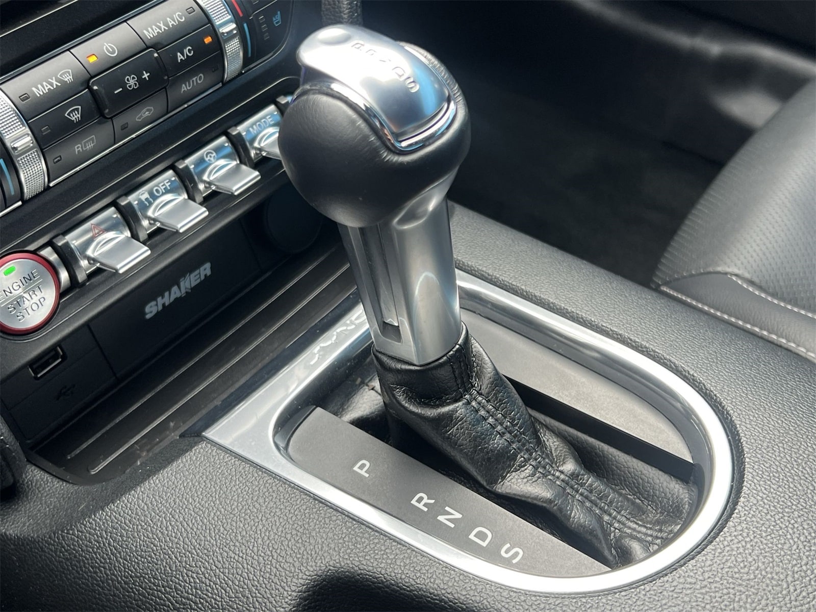 Thumbnail: 2018 Ford Mustang - 32