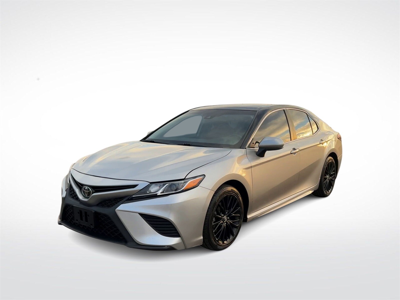2019 Toyota Camry SE photo 4