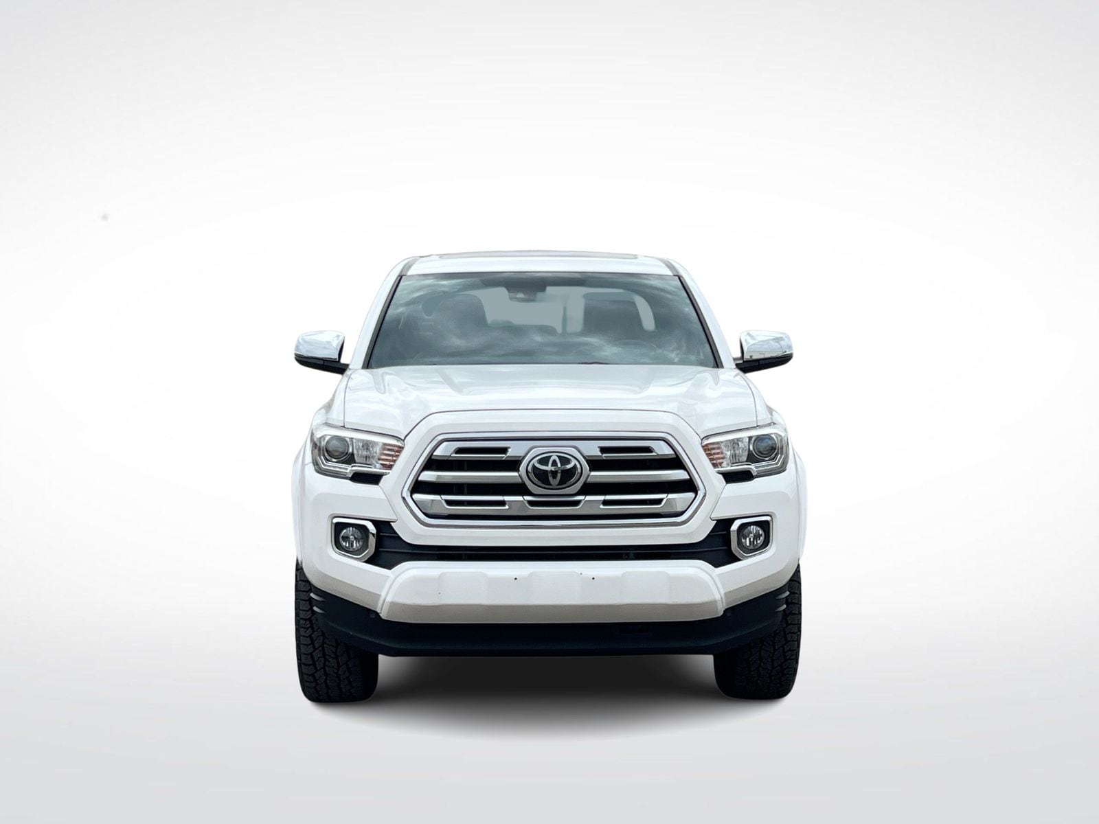 Thumbnail: 2019 Toyota Tacoma - 3