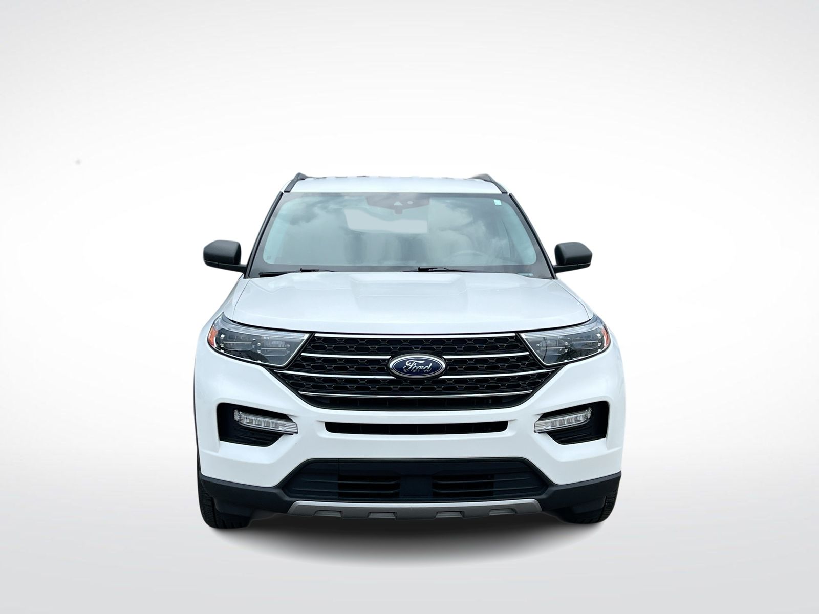 Thumbnail: 2022 Ford Explorer - 3
