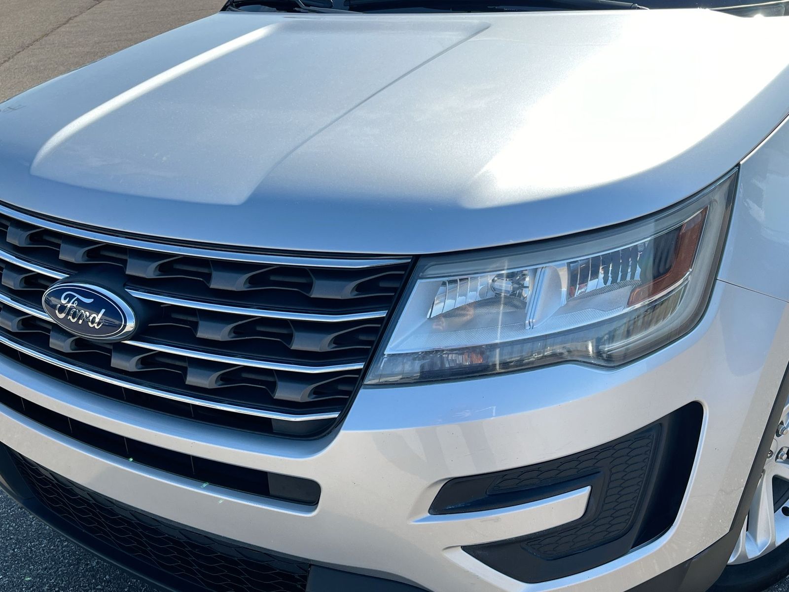Thumbnail: 2017 Ford Explorer - 11