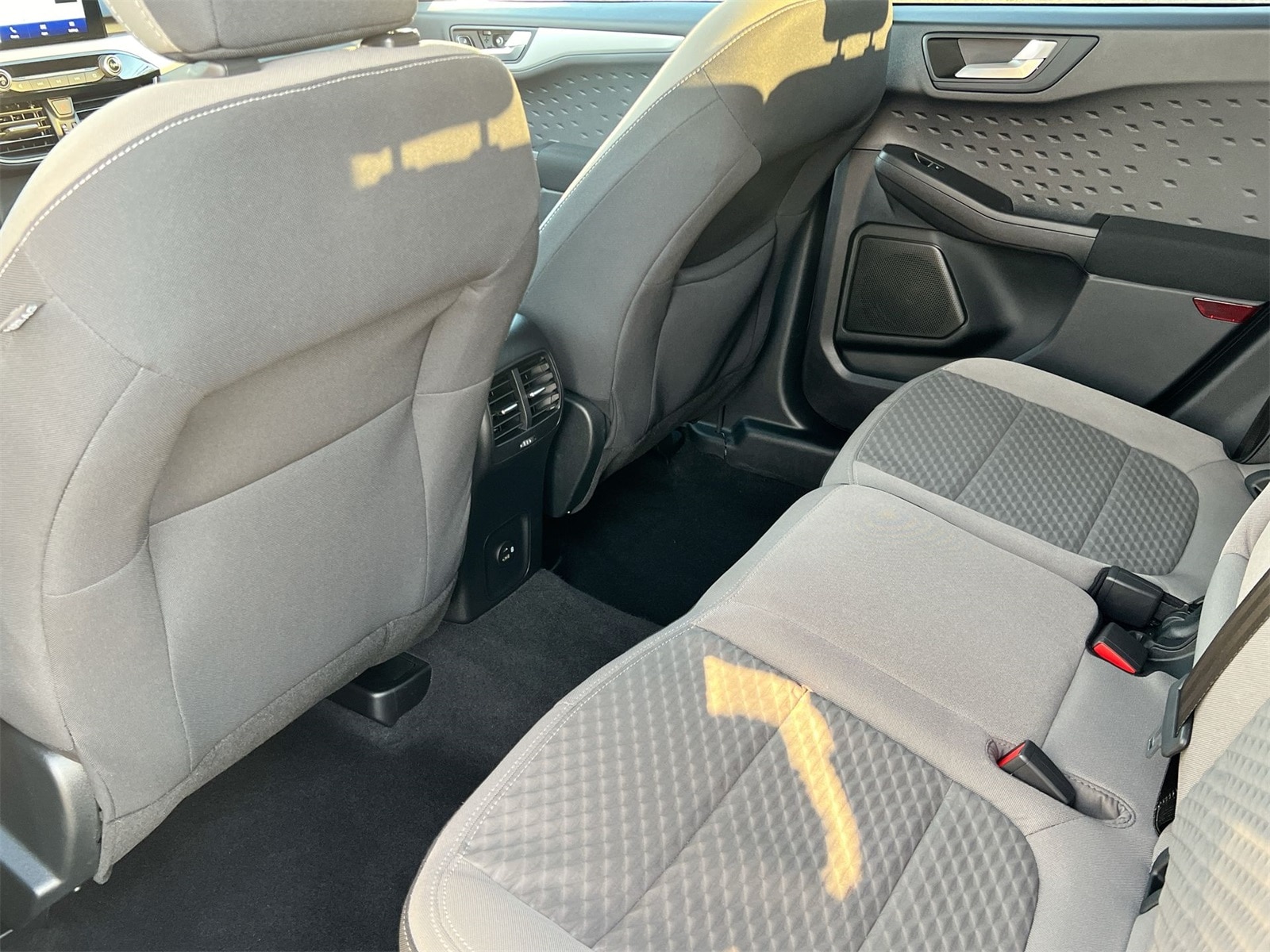 Thumbnail: 2020 Ford Escape - 18