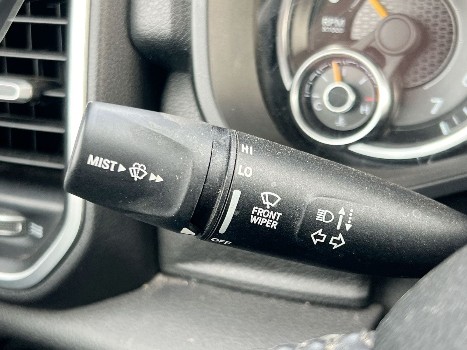 Thumbnail: 2020 RAM 1500 - 25