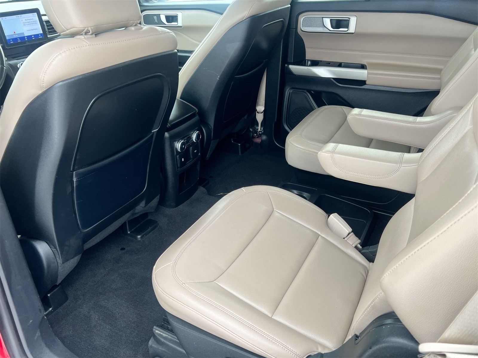 Thumbnail: 2020 Ford Explorer - 18