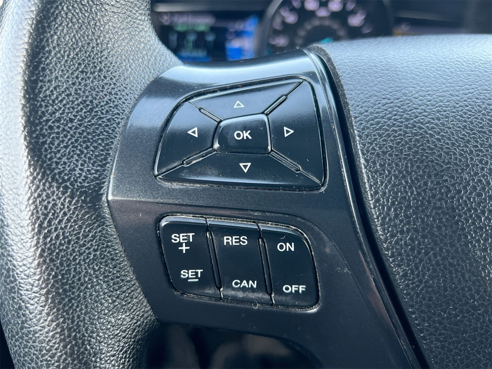 Thumbnail: 2017 Ford Explorer - 23