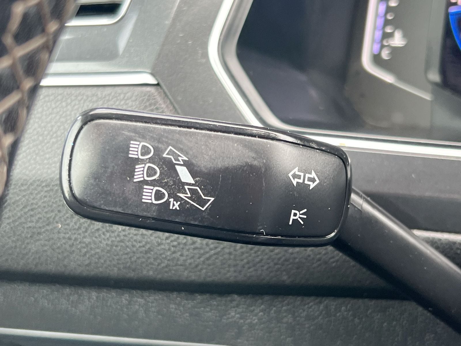 Thumbnail: 2019 Volkswagen Tiguan - 26