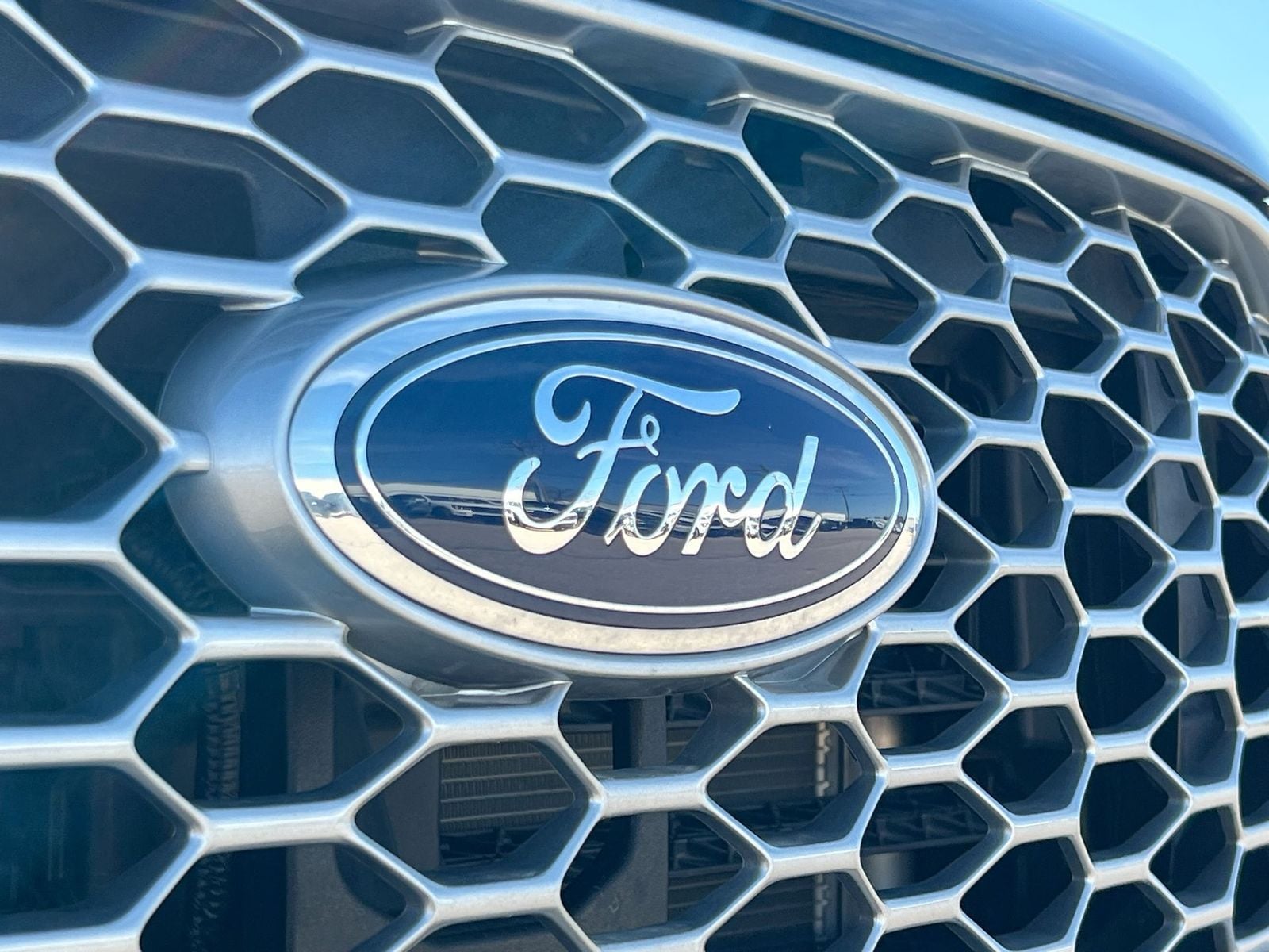 Thumbnail: 2023 Ford Edge - 13