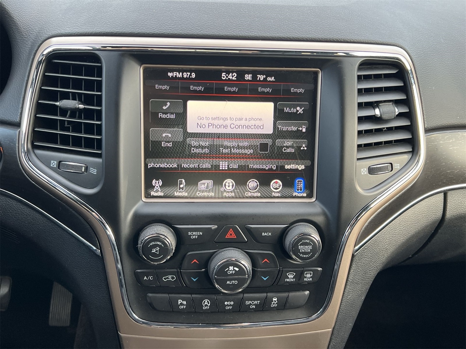 Thumbnail: 2017 Jeep Grand Cherokee - 27