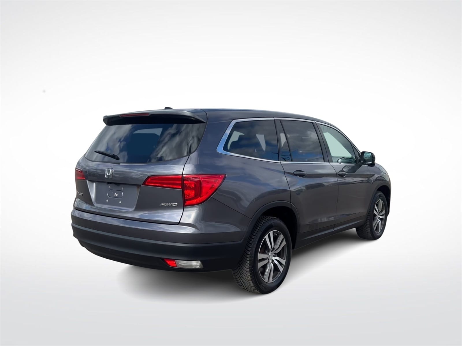 Thumbnail: 2018 Honda Pilot - 8