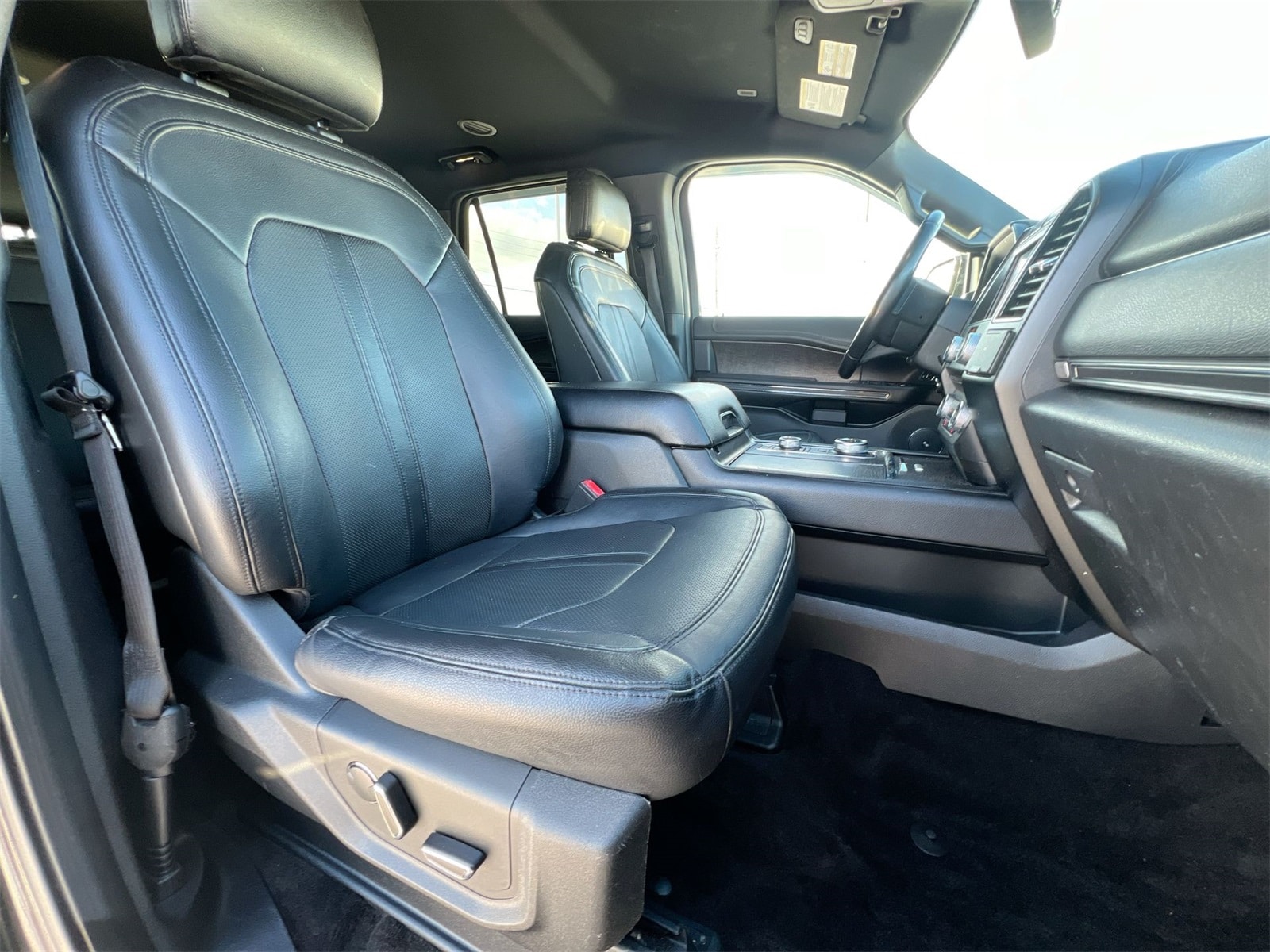 Thumbnail: 2018 Ford Expedition - 21