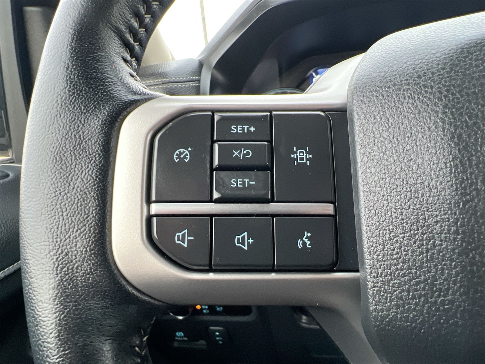 Thumbnail: 2023 Ford Expedition MAX - 23