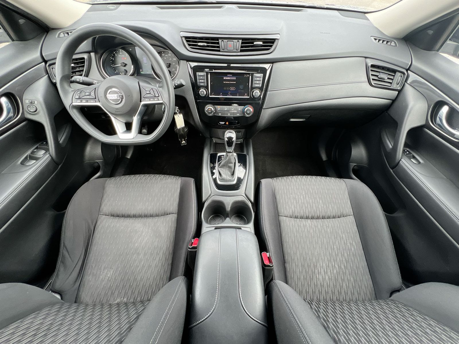 Thumbnail: 2018 Nissan Rogue - 15