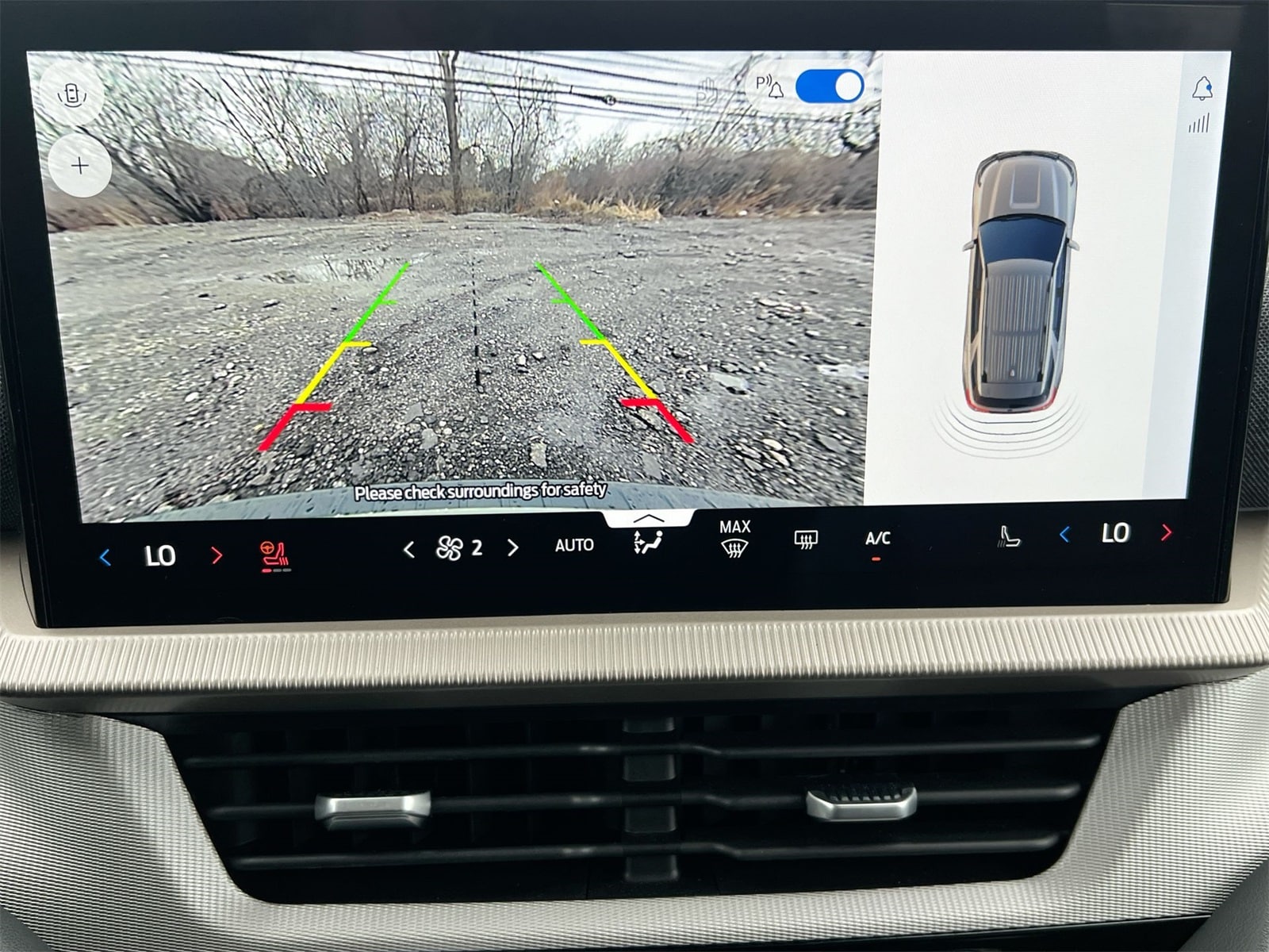 Thumbnail: 2025 Ford Explorer - 28