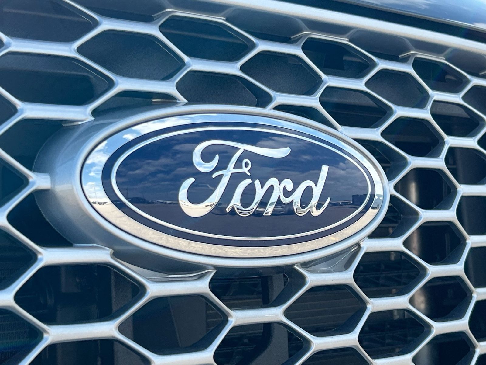 Thumbnail: 2024 Ford Edge - 13
