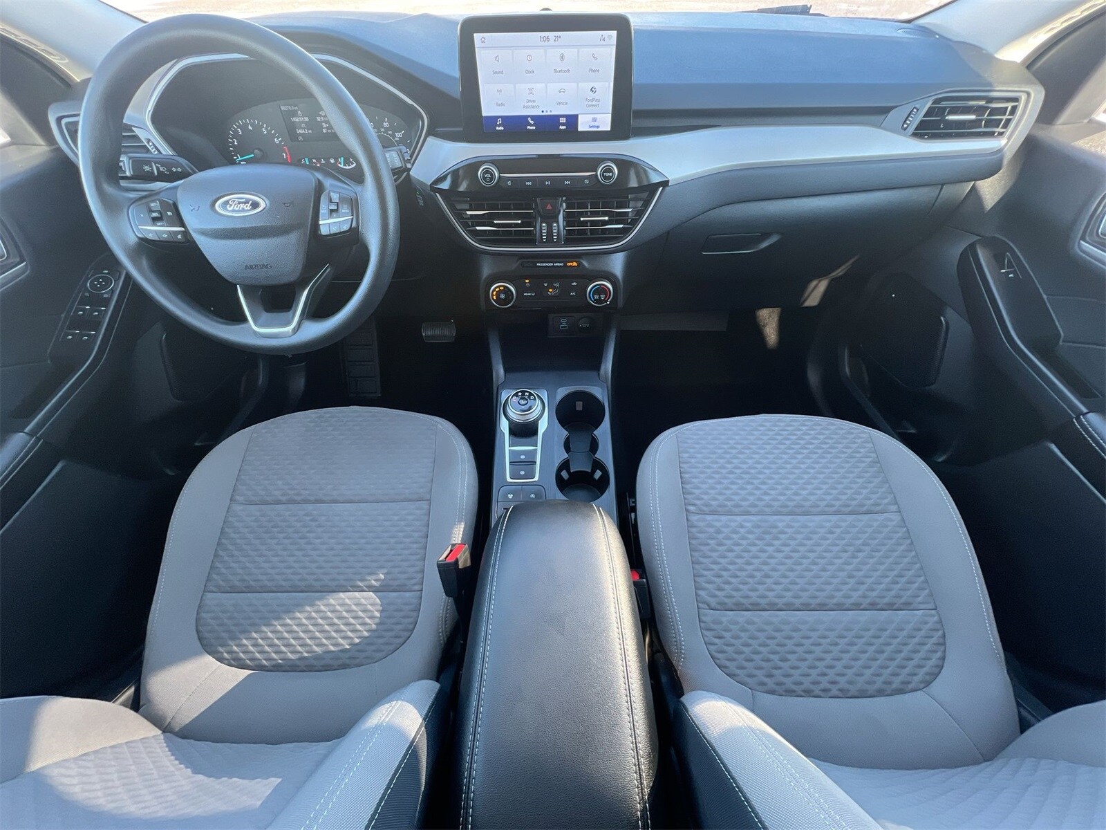 Thumbnail: 2022 Ford Escape - 17