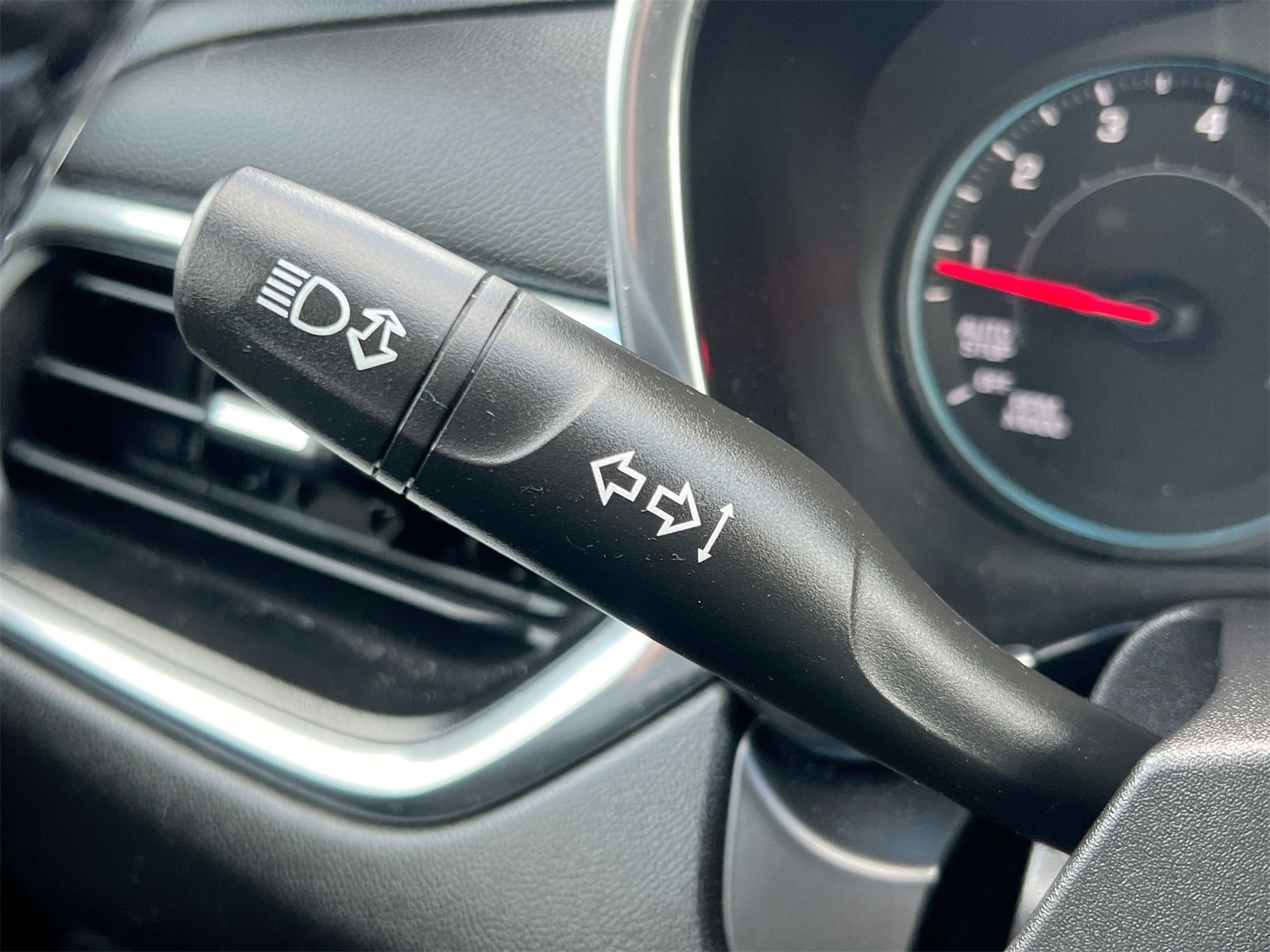 Thumbnail: 2019 Chevrolet Equinox - 27