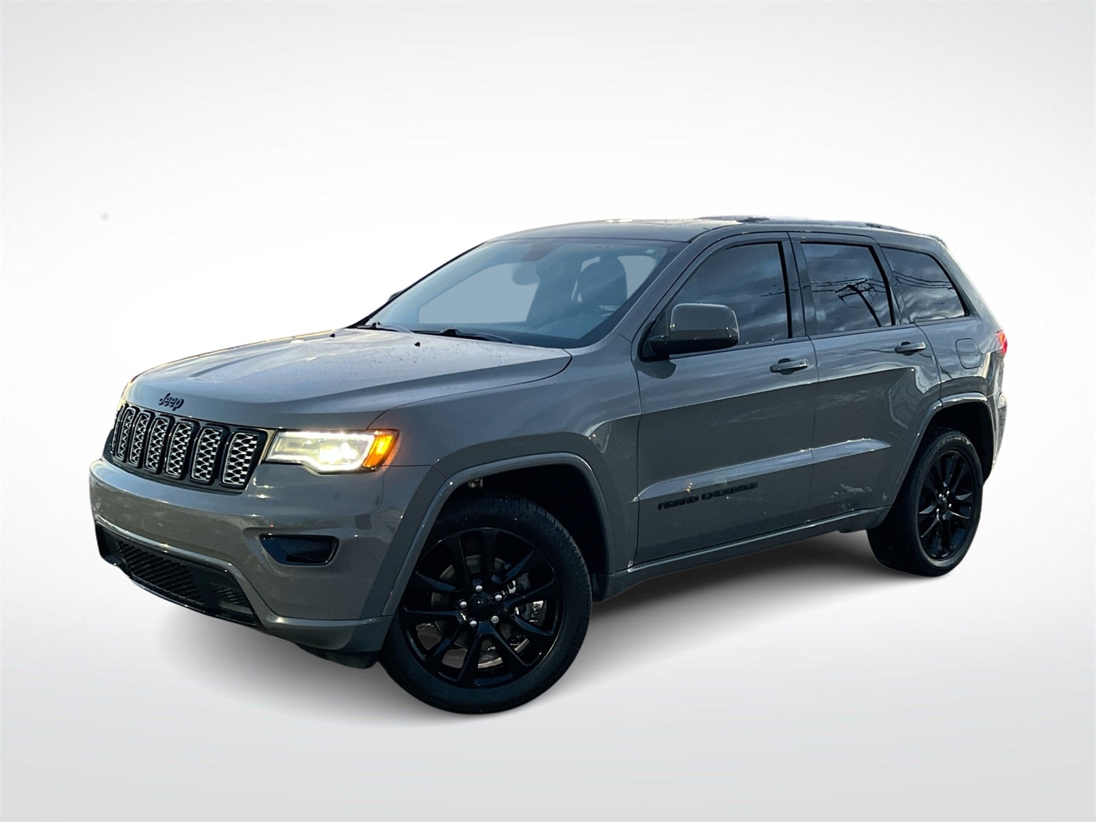 Thumbnail: 2020 Jeep Grand Cherokee - 1