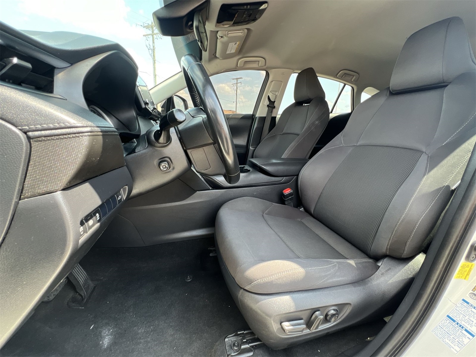 Thumbnail: 2021 Toyota Venza - 17