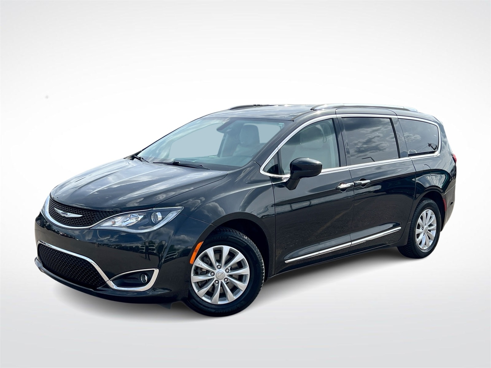 2017 Chrysler Pacifica  -
                  Troy, MI