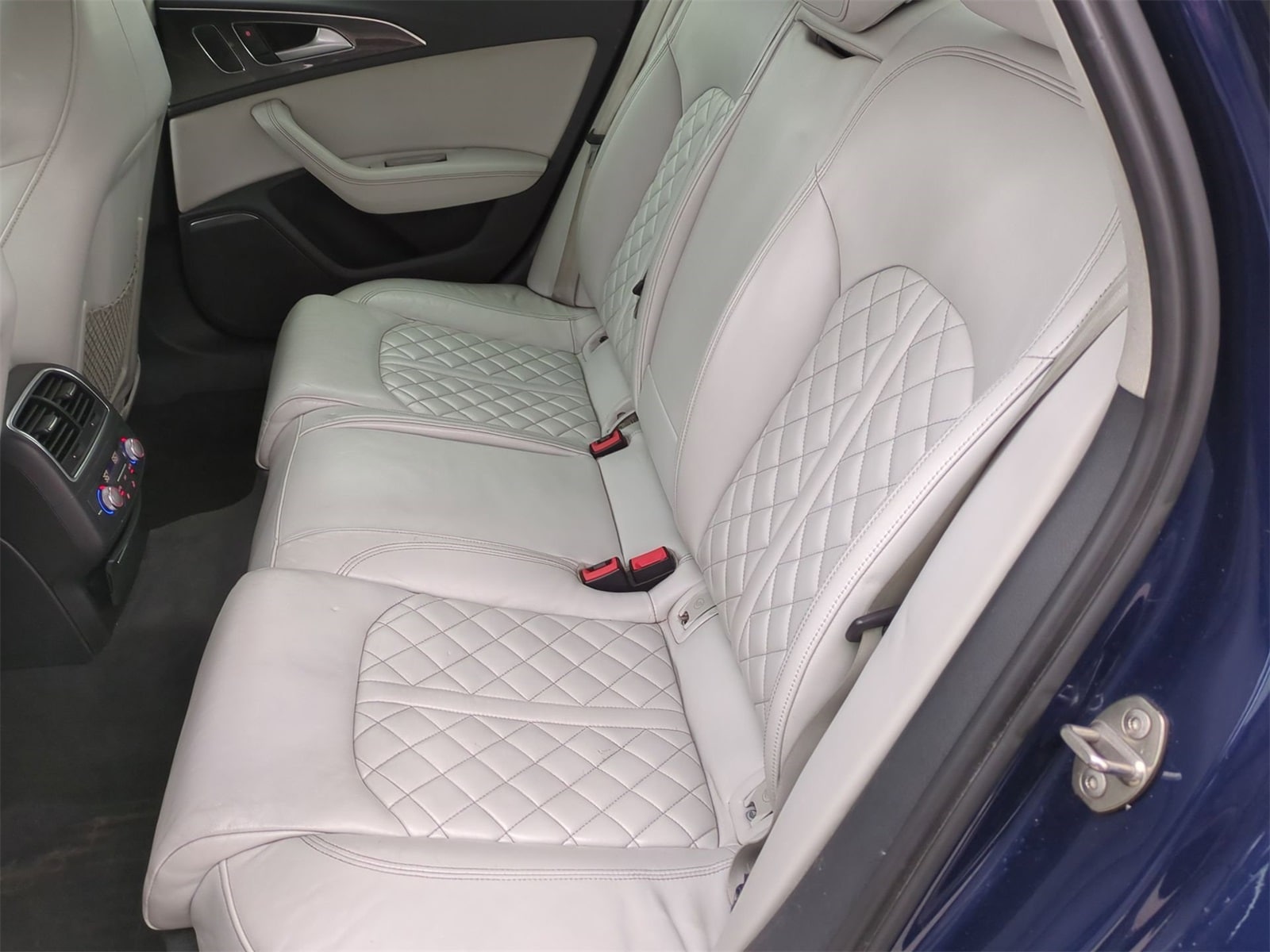 Thumbnail: 2014 Audi S6 - 20