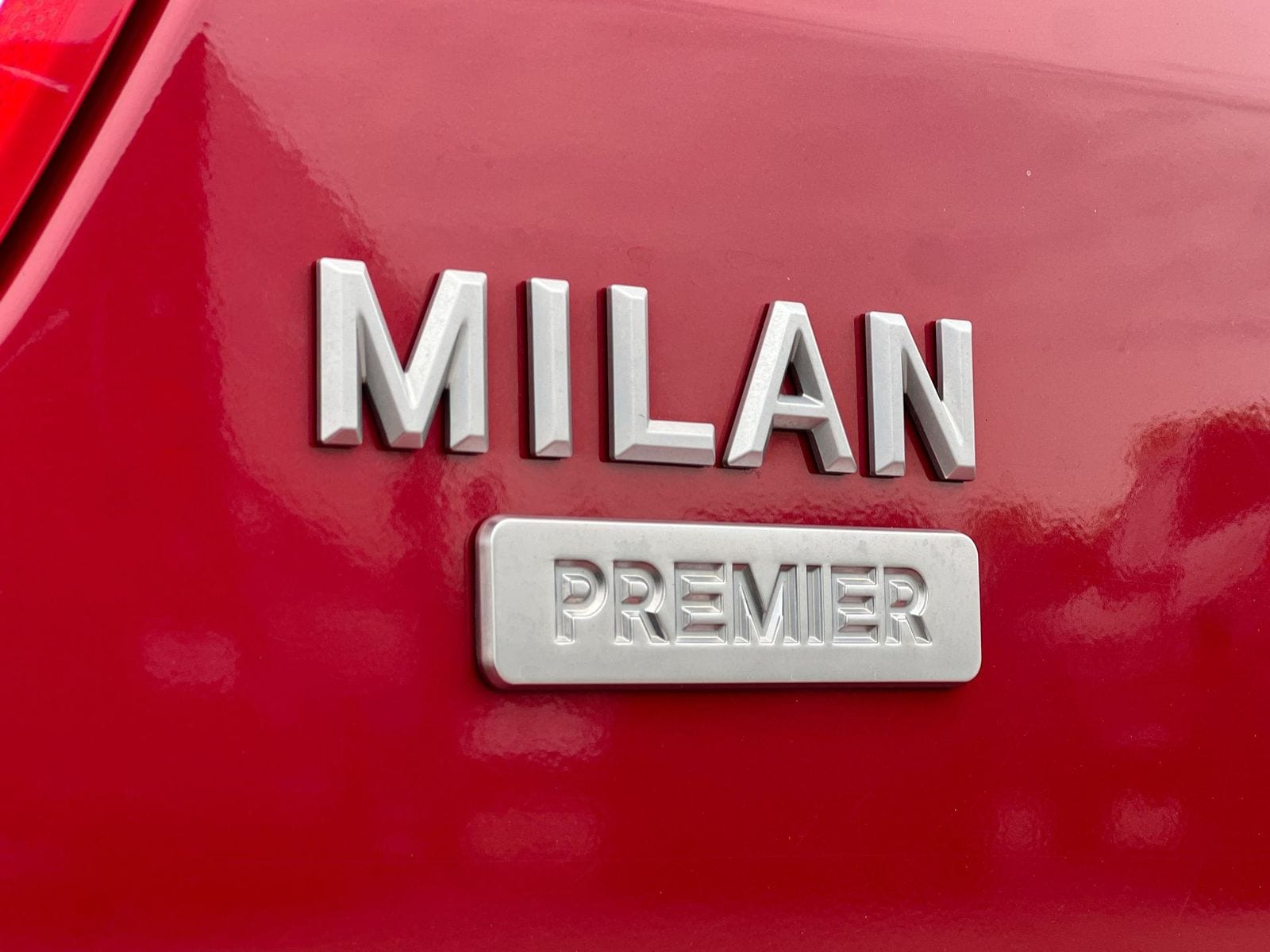 Thumbnail: 2009 Mercury Milan - 13