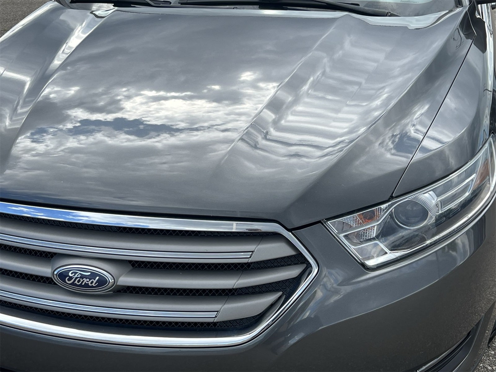 Thumbnail: 2016 Ford Taurus - 11