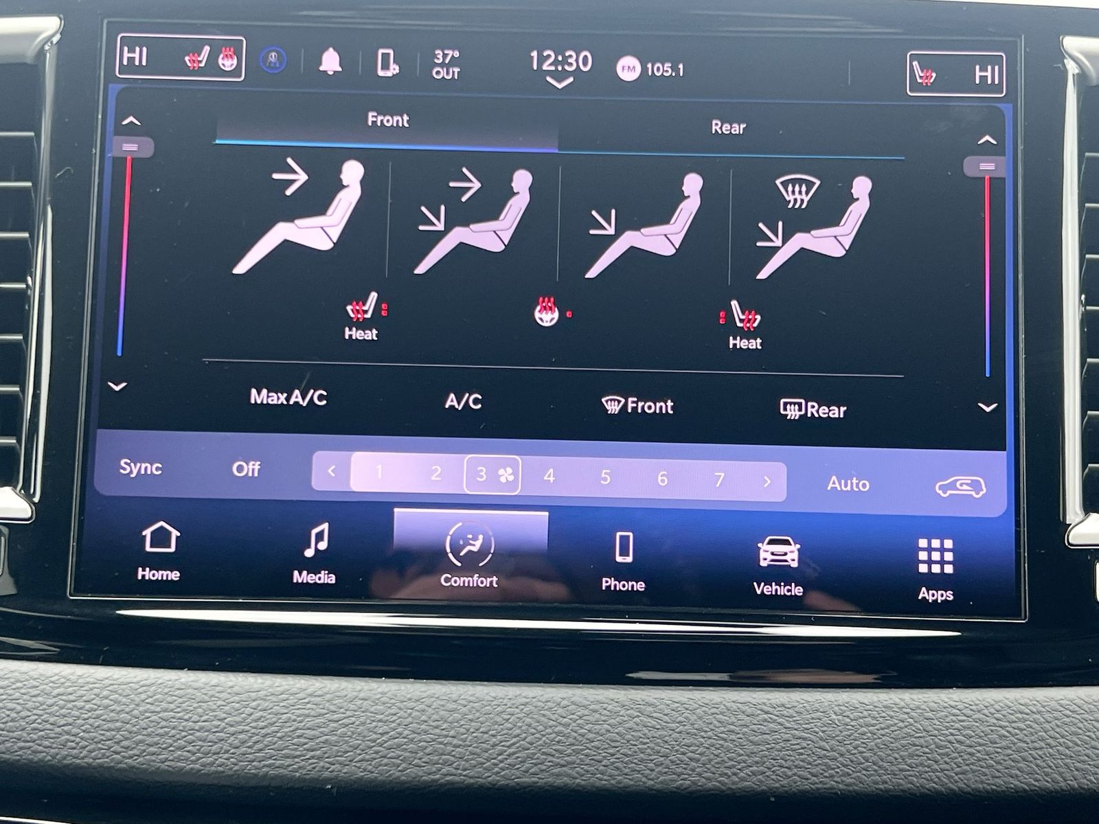 Thumbnail: 2023 Chrysler Pacifica - 28