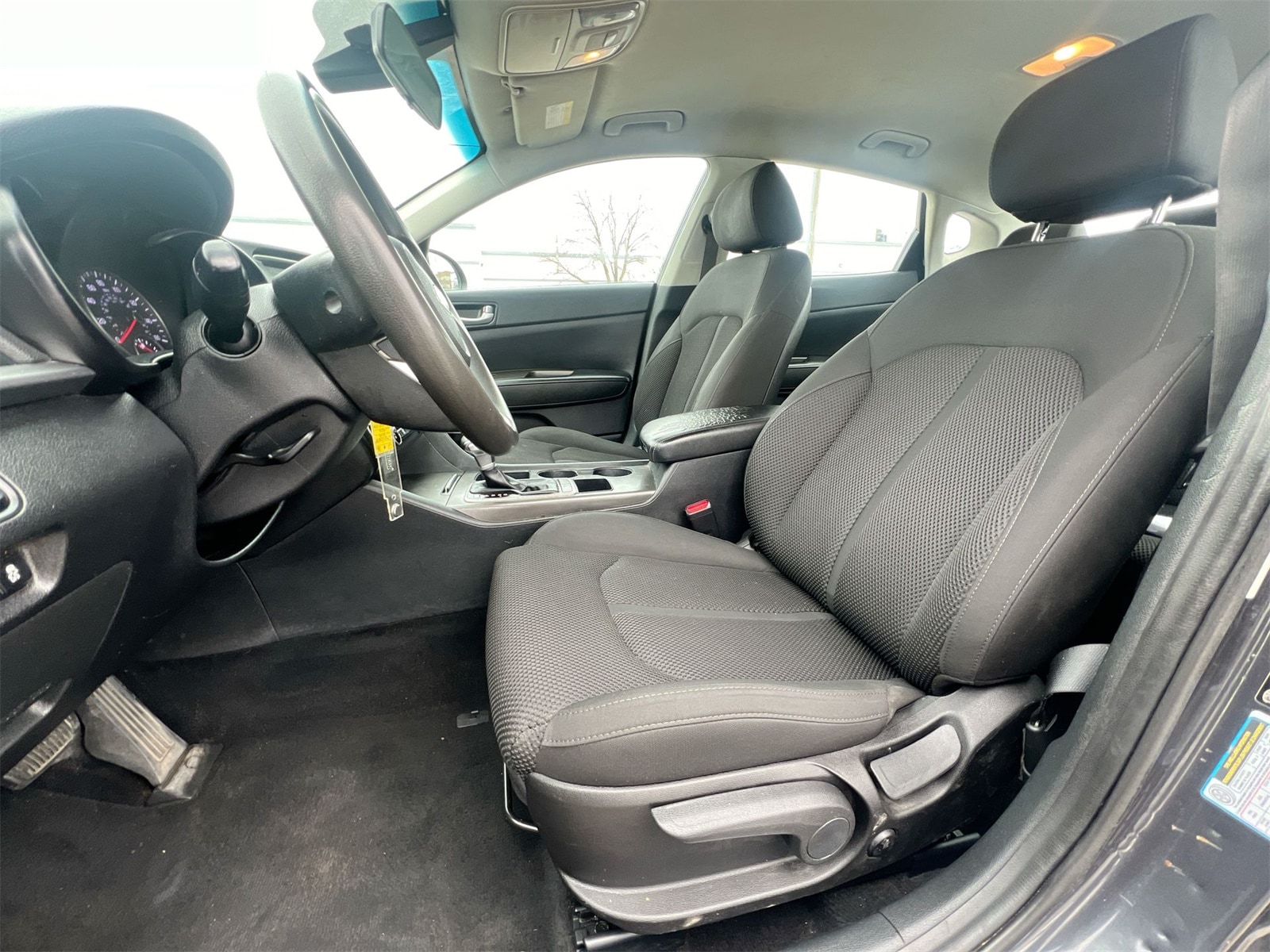 Thumbnail: 2019 Kia Optima - 16