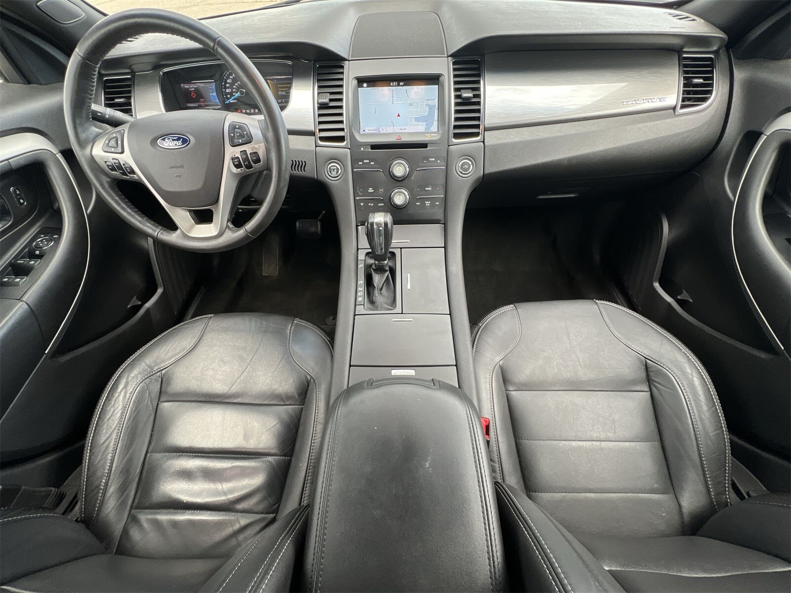 Thumbnail: 2016 Ford Taurus - 16
