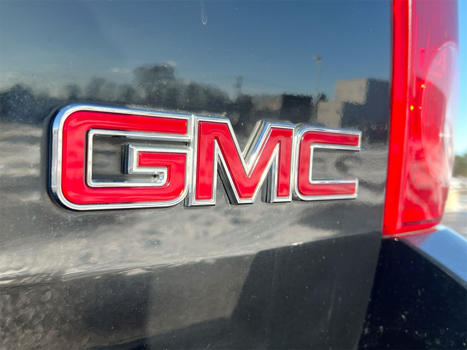 Thumbnail: 2012 GMC Yukon - 12