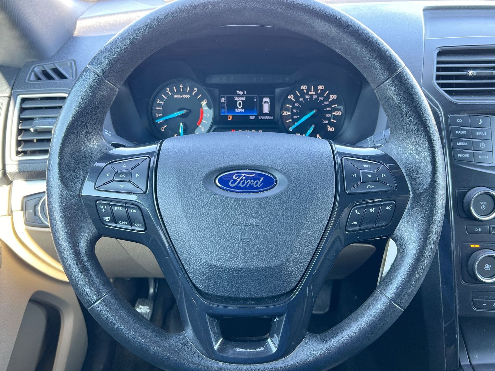 Thumbnail: 2017 Ford Explorer - 22