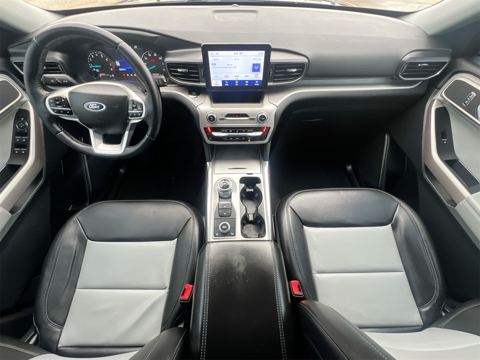 Thumbnail: 2023 Ford Explorer - 16