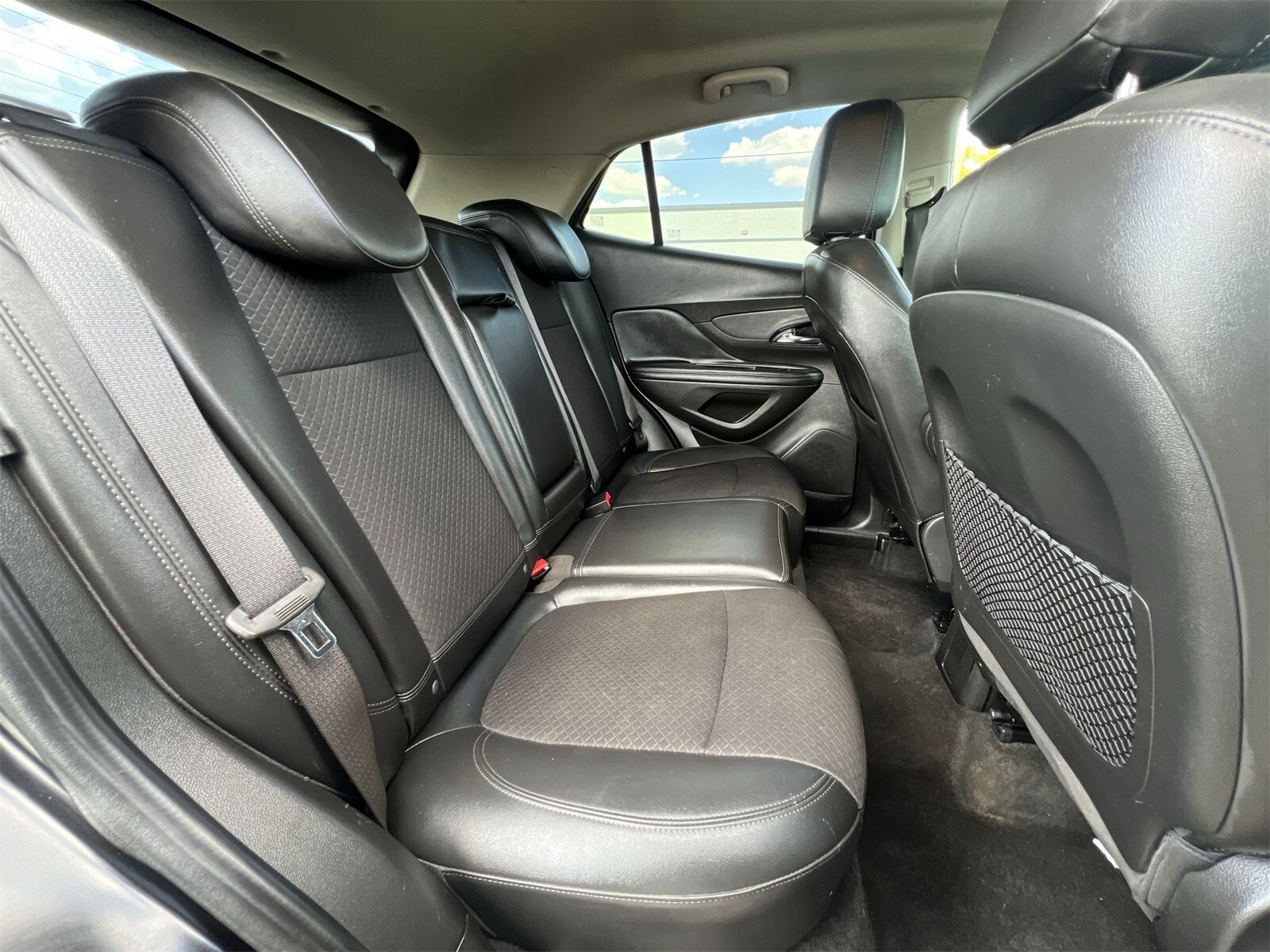 Thumbnail: 2018 Buick Encore - 22