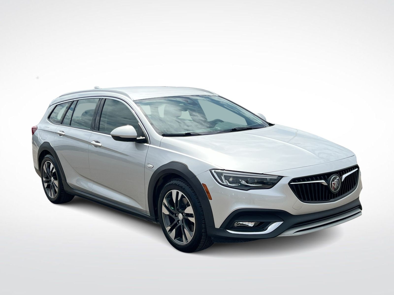 Thumbnail: 2018 Buick Regal - 2