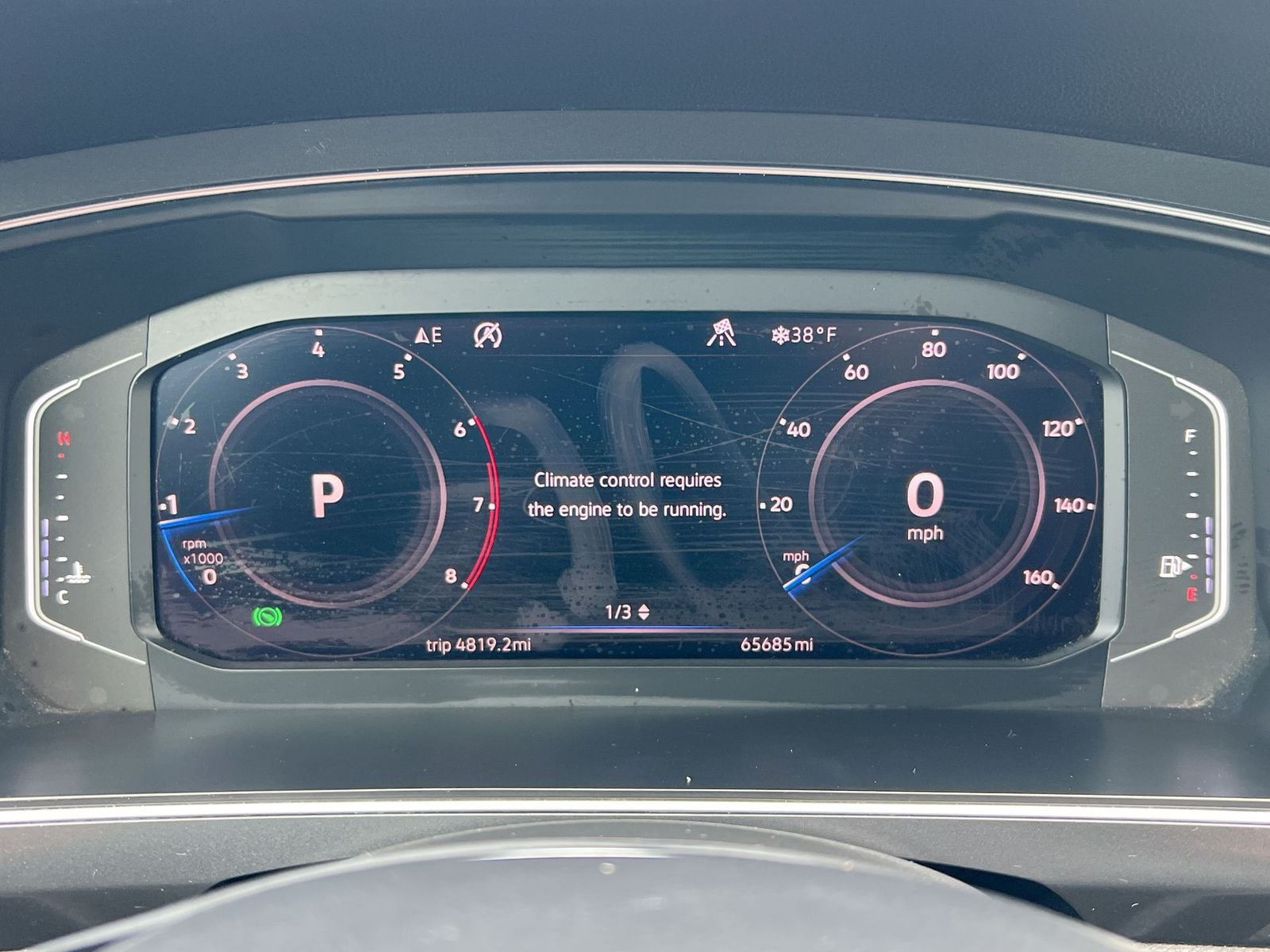 Thumbnail: 2019 Volkswagen Tiguan - 32