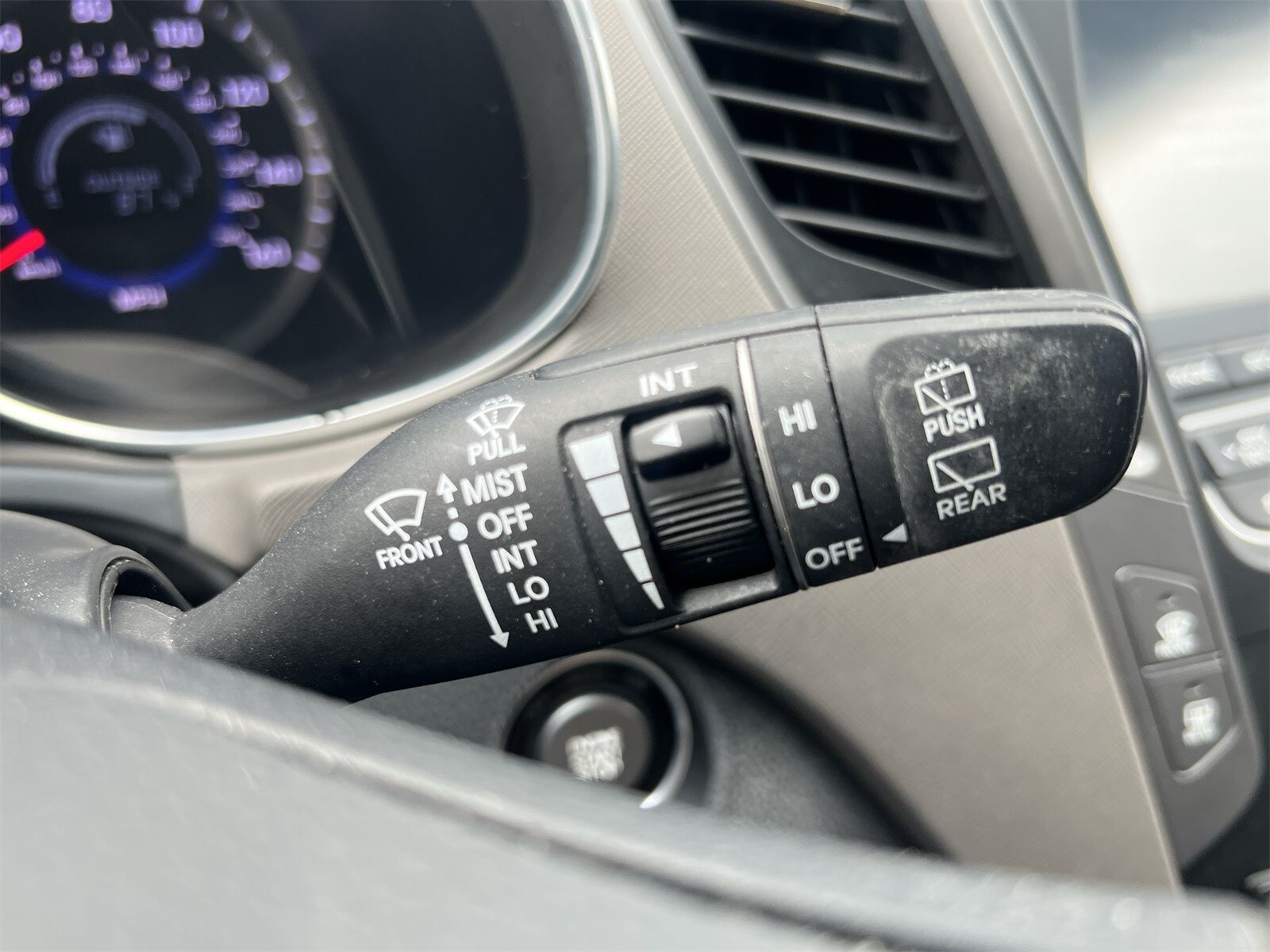2014 Hyundai Santa Fe Sport 2.0T 26