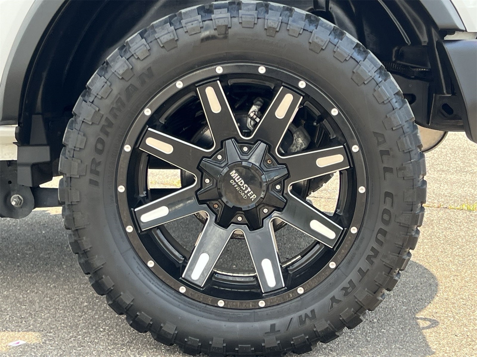 Thumbnail: 2021 Ford Bronco - 14