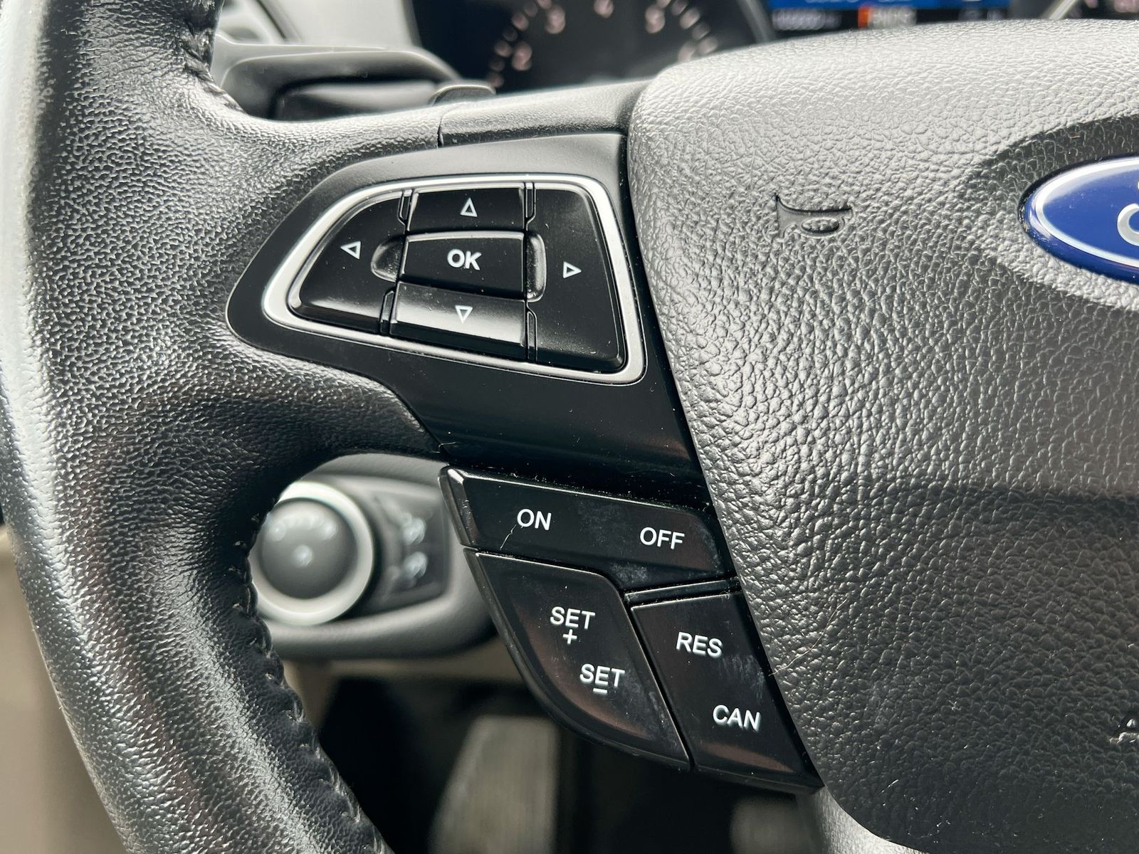 Thumbnail: 2018 Ford Escape - 23