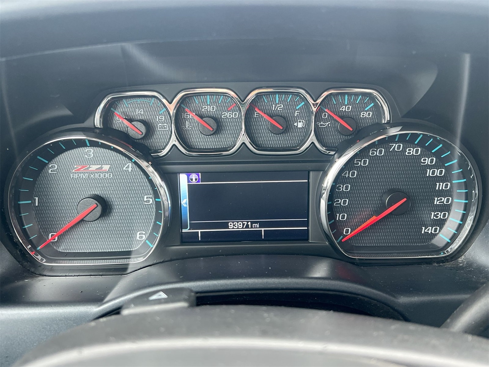 Thumbnail: 2018 Chevrolet Silverado 2500 - 33