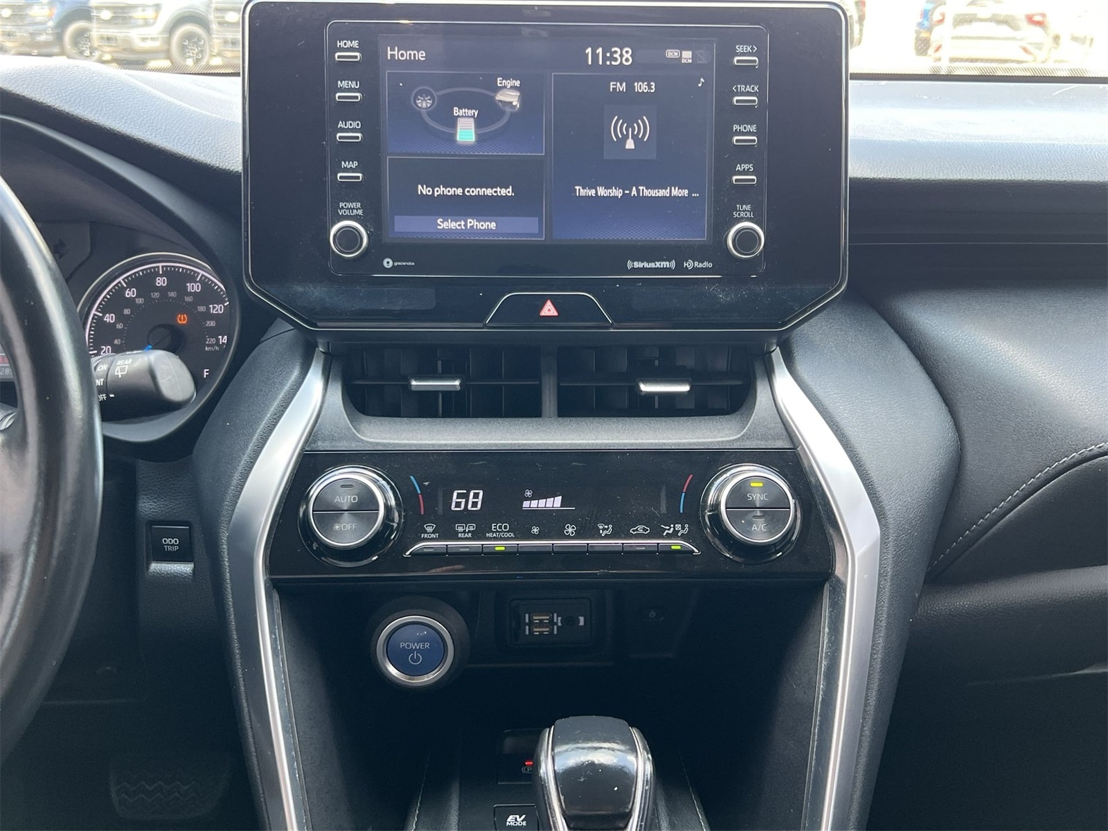 Thumbnail: 2021 Toyota Venza - 28