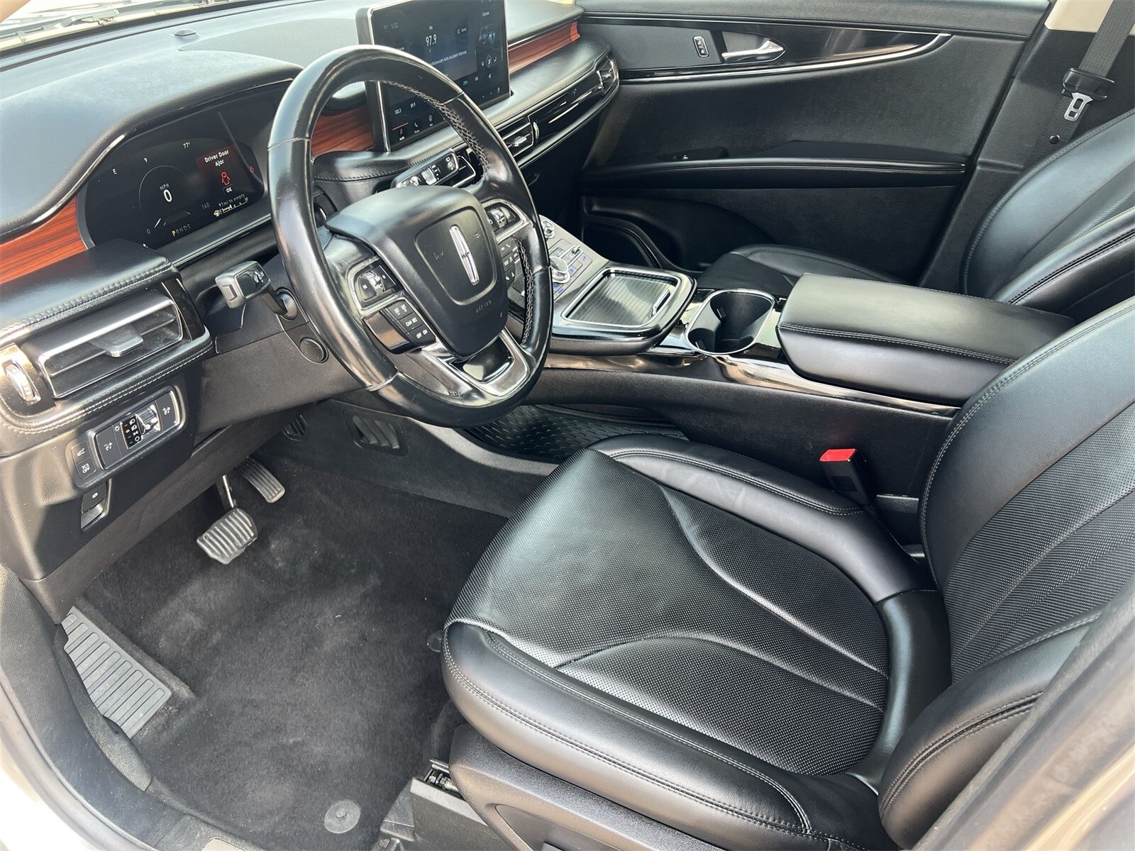 Thumbnail: 2022 Lincoln Nautilus - 10