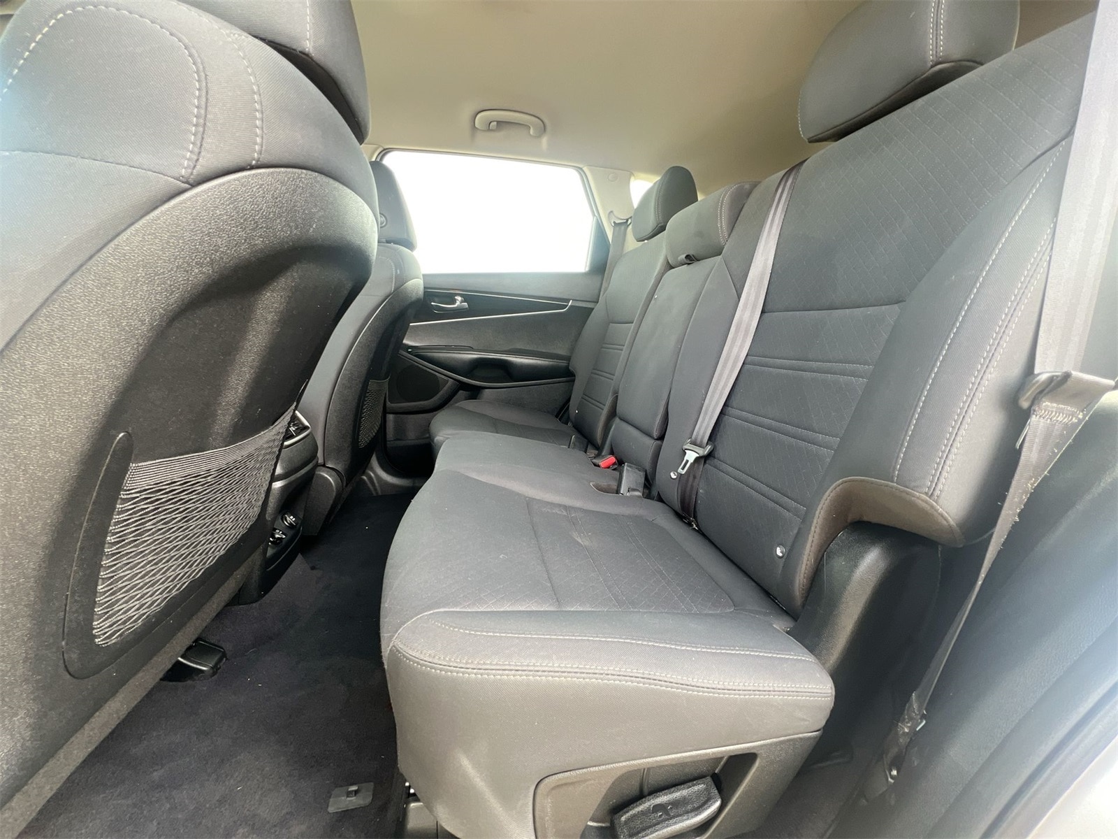 Thumbnail: 2020 Kia Sorento - 20