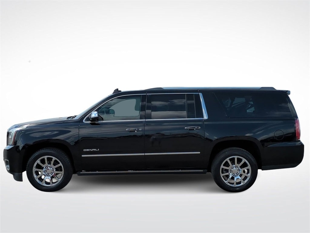 2015 GMC Yukon XL Denali 5