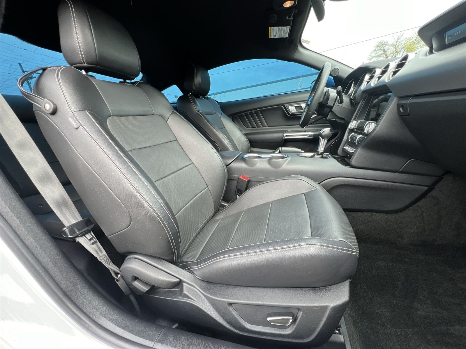 Thumbnail: 2018 Ford Mustang - 22