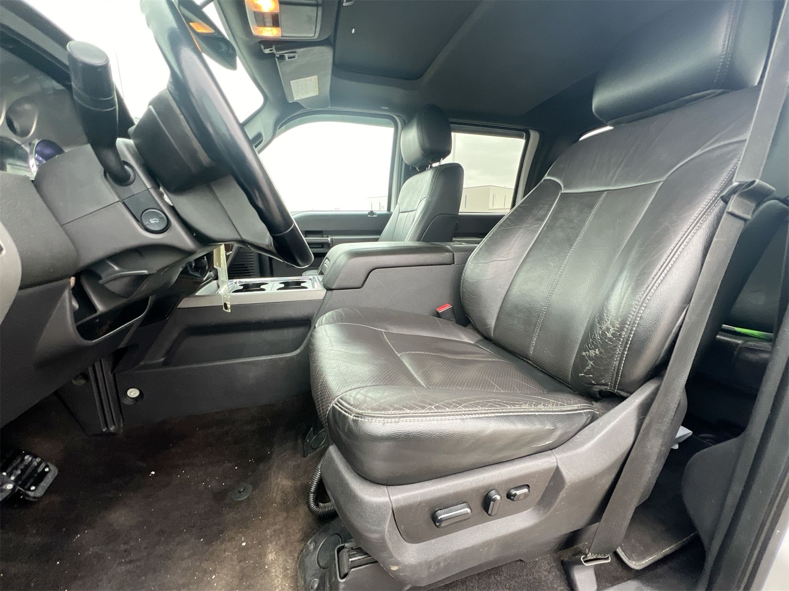 Thumbnail: 2016 Ford F-350 - 16