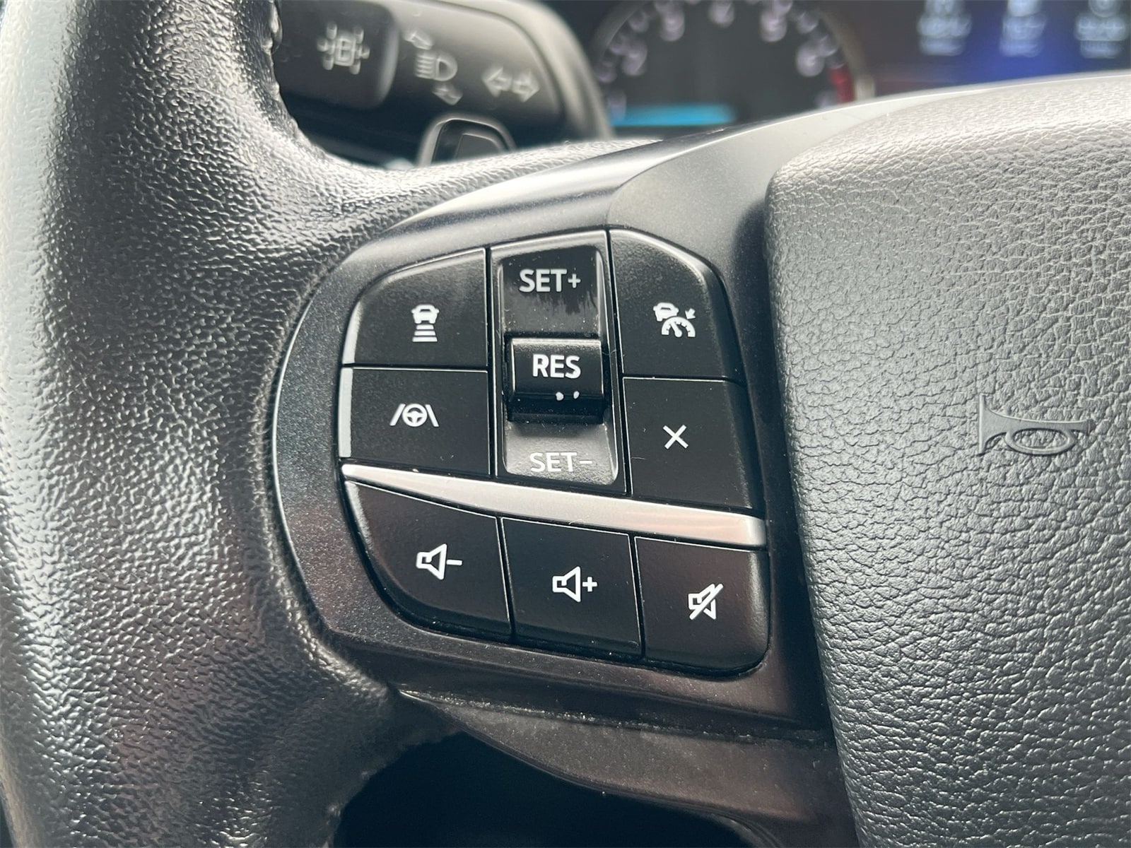 Thumbnail: 2020 Ford Explorer - 23