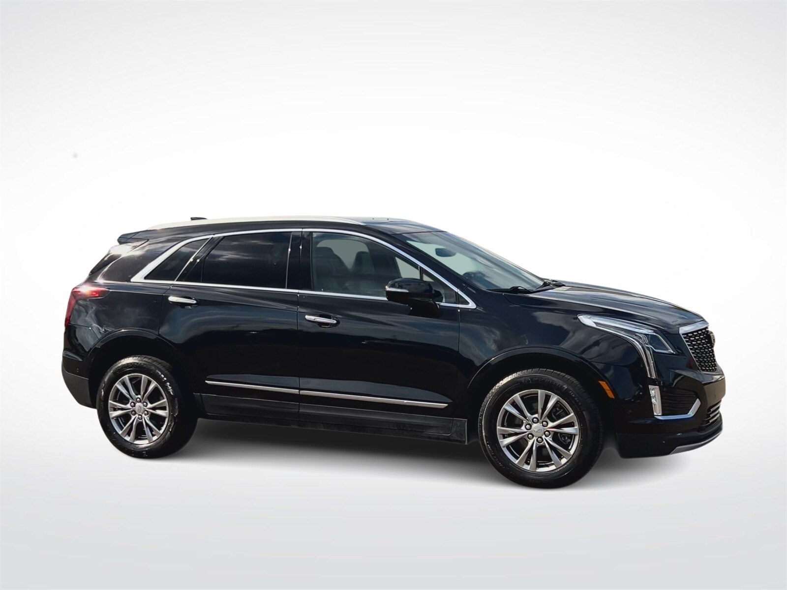 2021 Cadillac XT5 Premium Luxury photo 2
